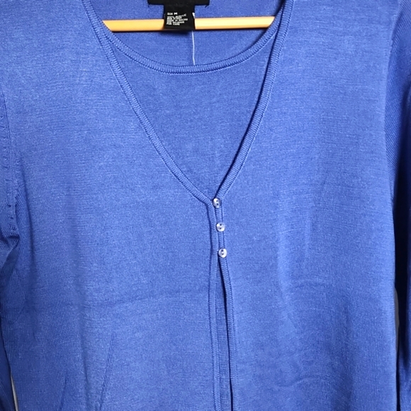 Requirements Blue Embroidered Blouse Top long sleeve Size-Med New with T… - Picture 4 of 11